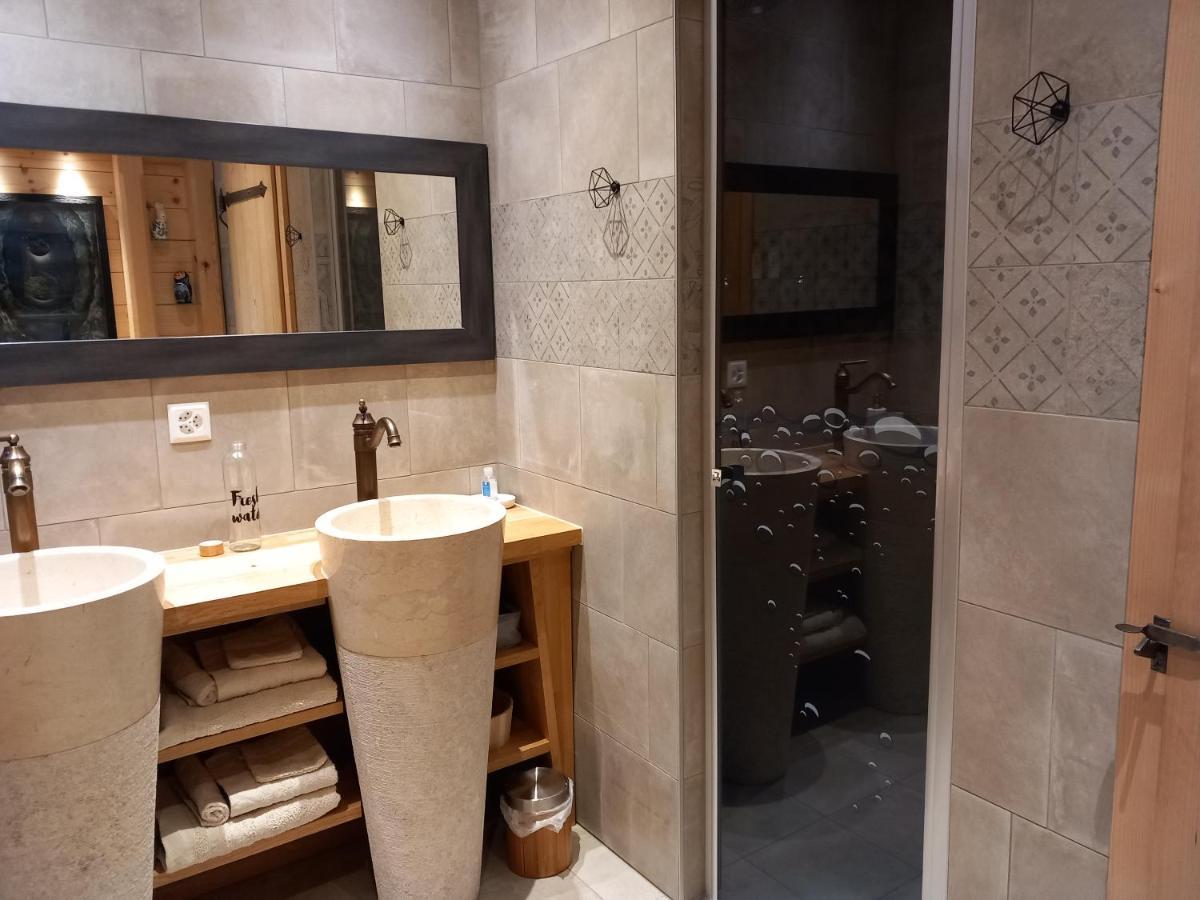 Les Abeilles Bed & Breakfast Romont Bagian luar foto