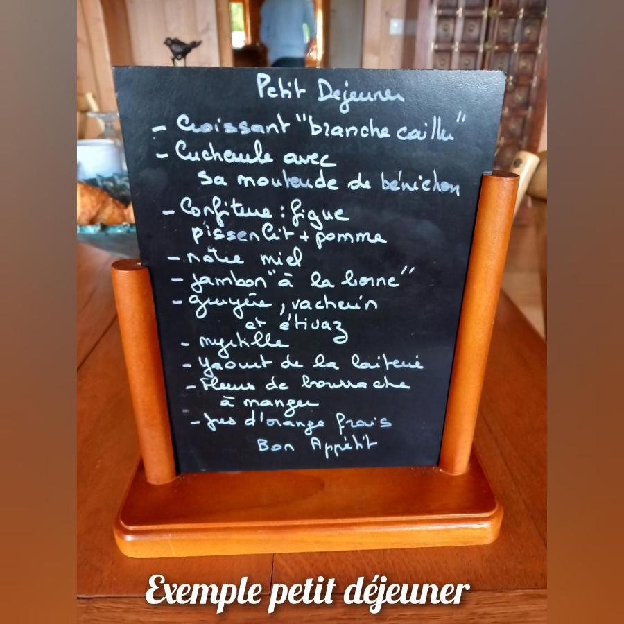 Les Abeilles Bed & Breakfast Romont Bagian luar foto