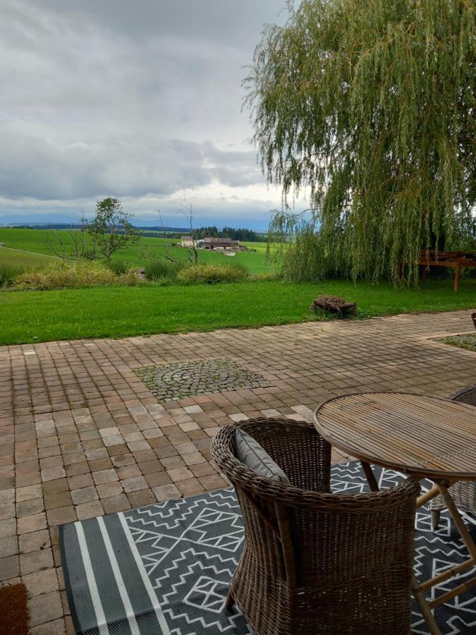 Les Abeilles Bed & Breakfast Romont Bagian luar foto