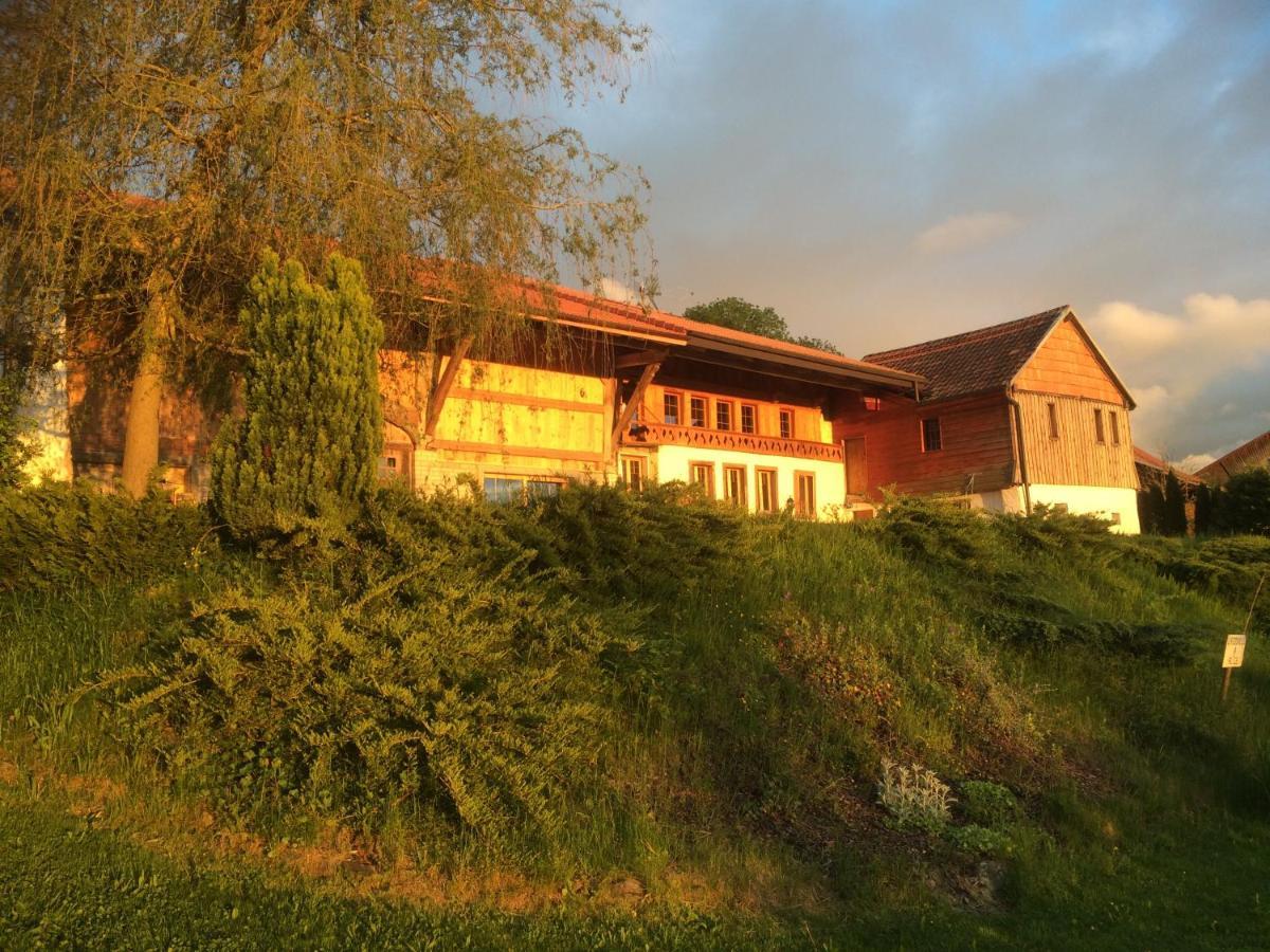 Les Abeilles Bed & Breakfast Romont Bagian luar foto