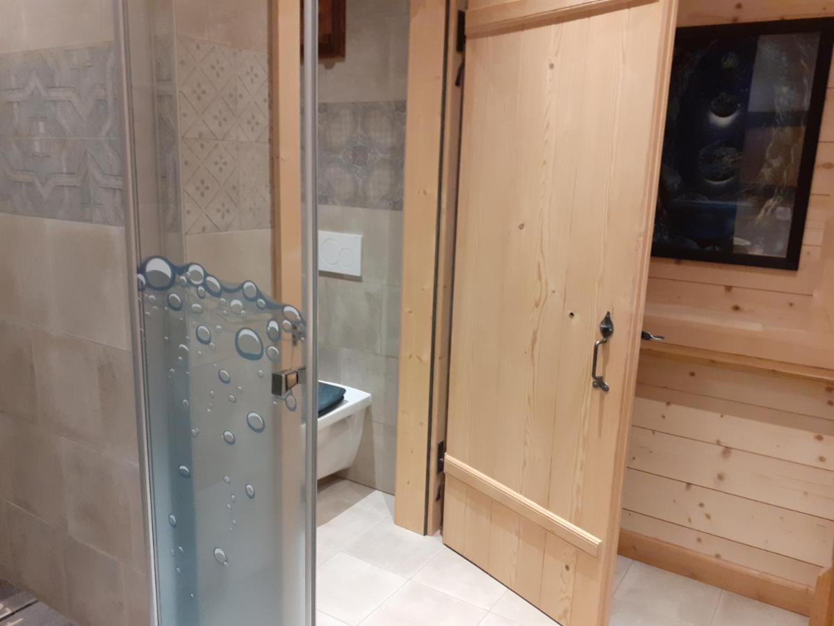 Les Abeilles Bed & Breakfast Romont Bagian luar foto